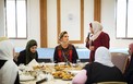 خلال مأدبة الغداء.jpg