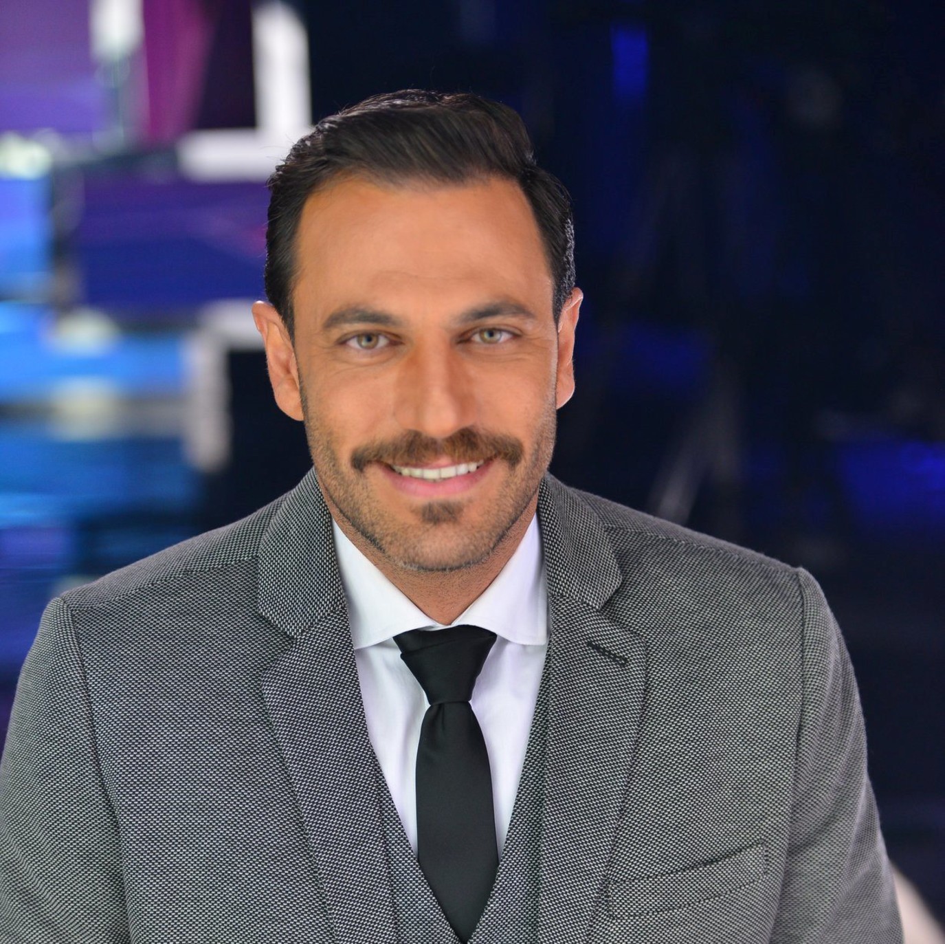 شاهد: نيقولا معوض يعلن عن زواجه 