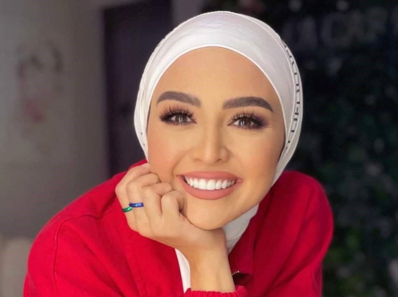 هلا رشدي تستأنف نشاطها الفني بأغنيتها الجديدة «شايله اسمه» | مجلة سيدتي