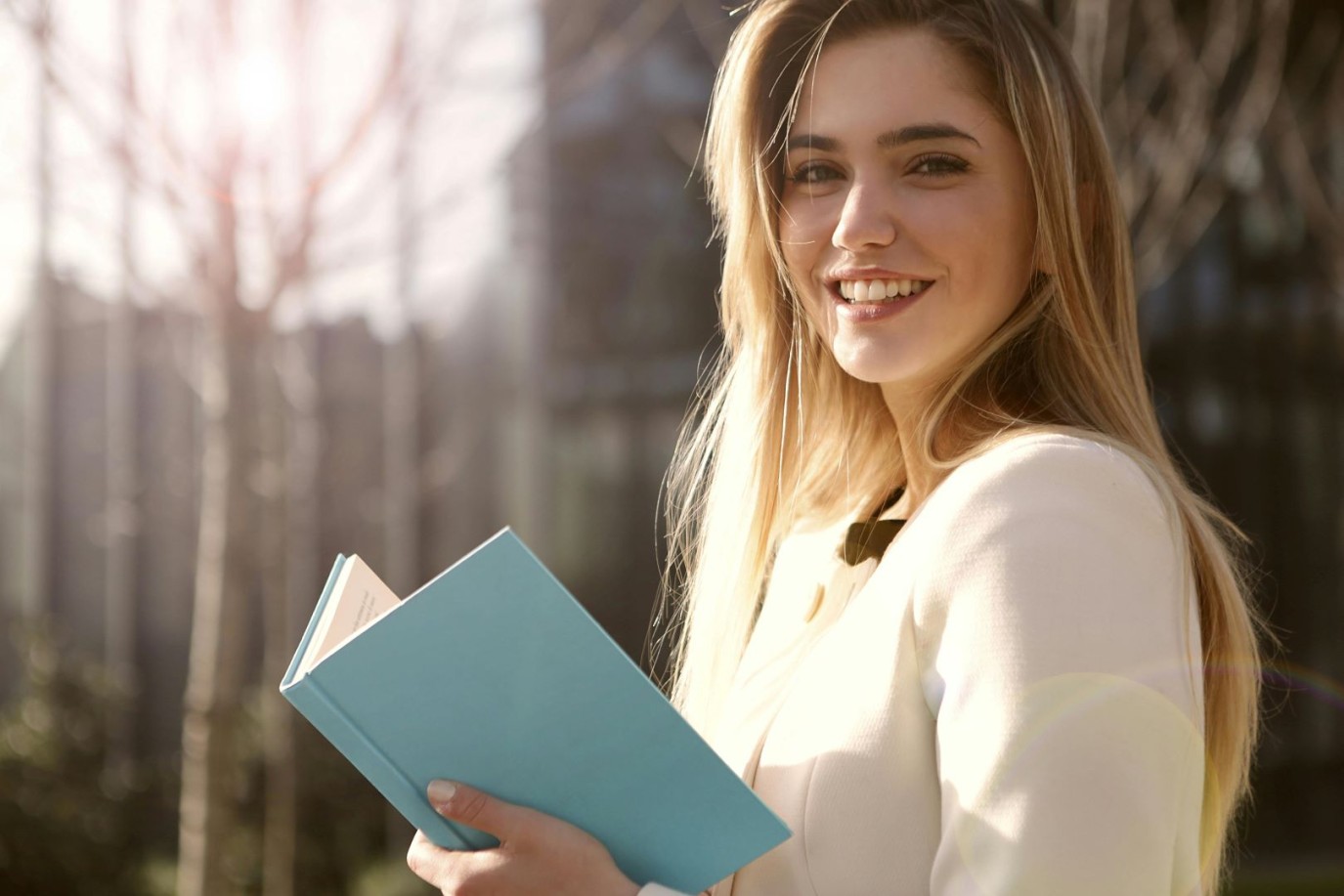 أجمل 8 روايات معاصرة عن الحب.. تستحق القراءة