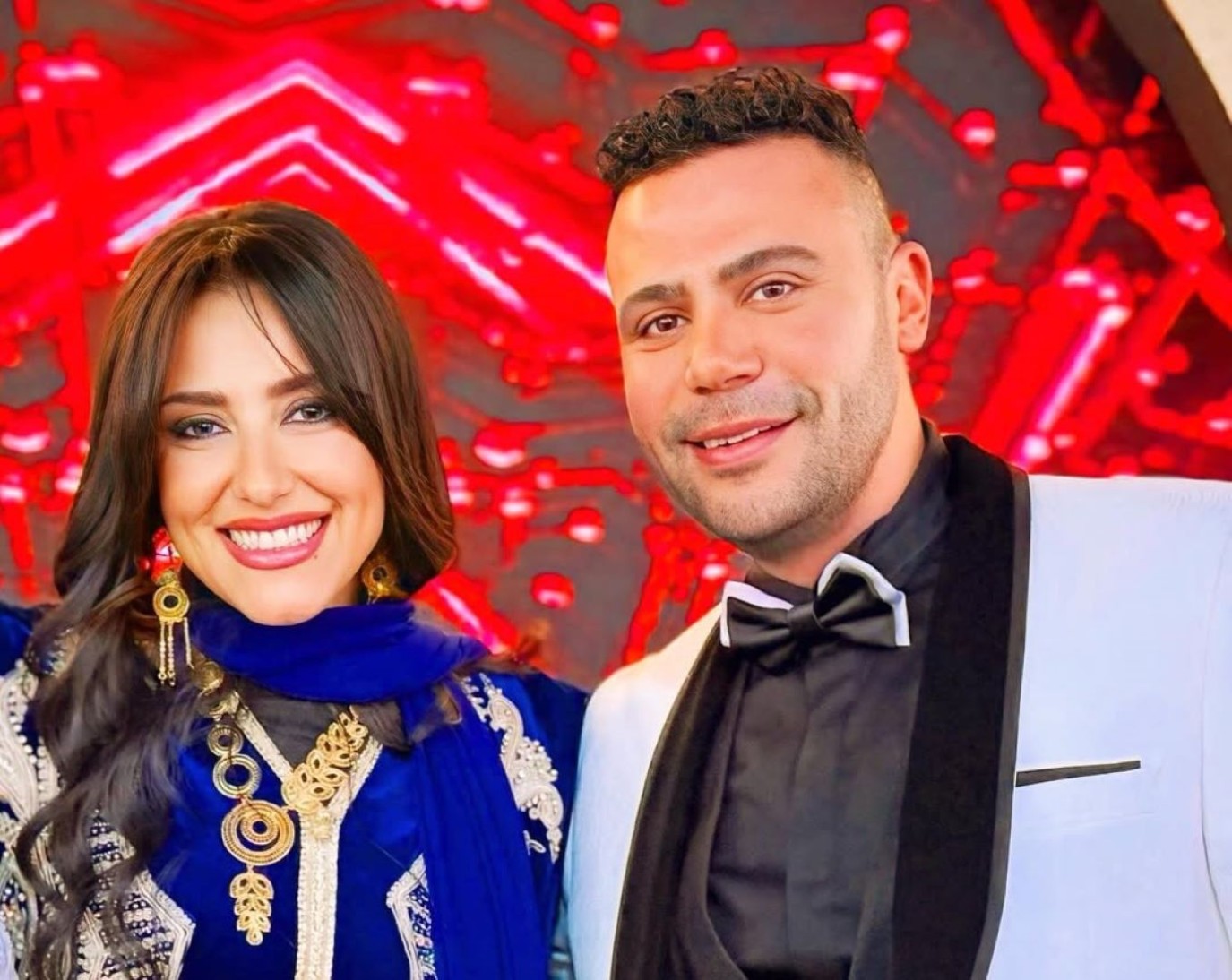 بعد تعاونهما في الكينج.. محمد إمام يشيد بـ حنان مطاوع: "أدائها جذاب"