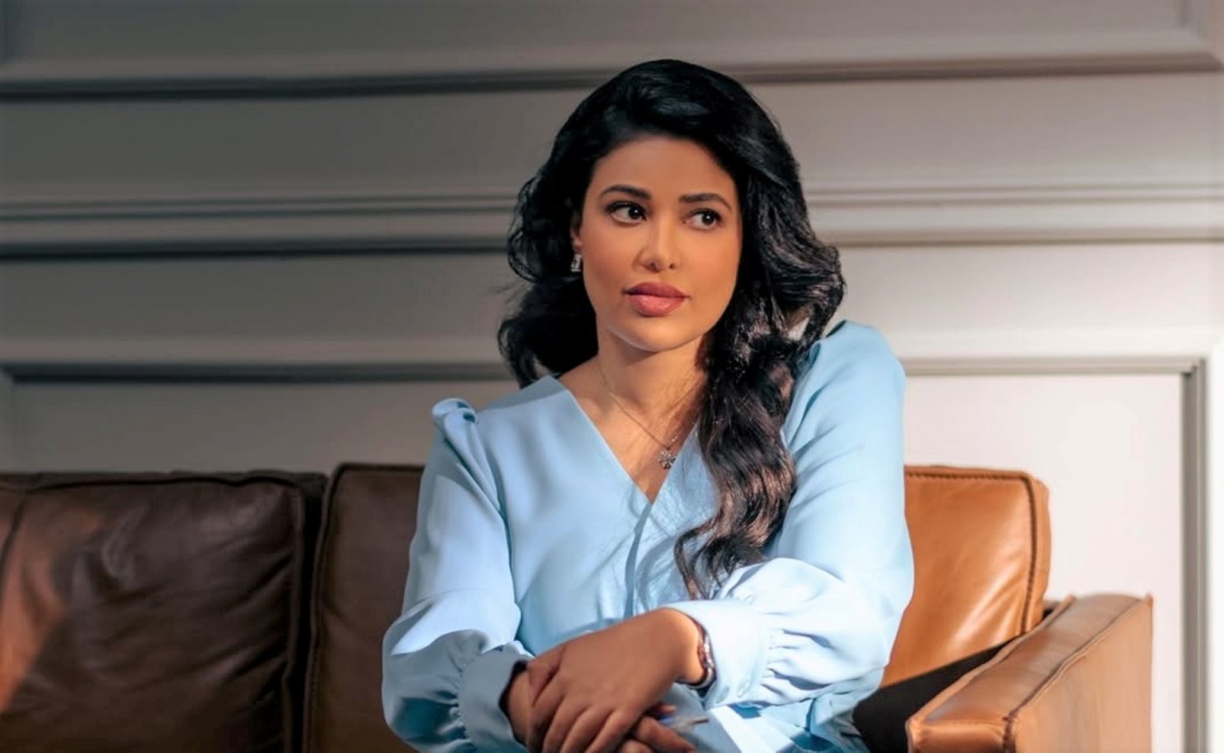 لولوة الملا في يوم ميلادها.. فنانة مختلفة وموهبة نسائية خليجية لا تتكرر