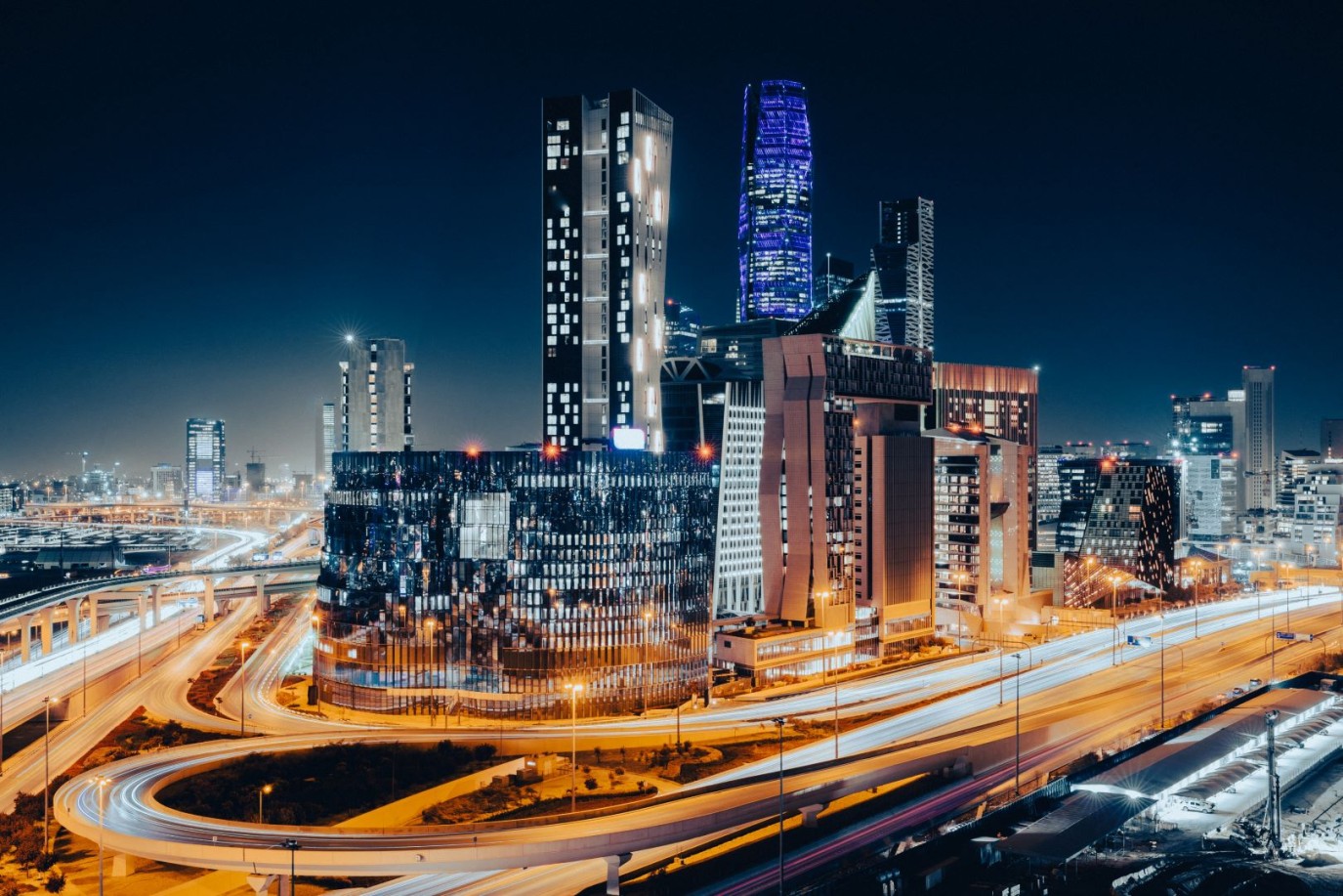 السياحة في السعودية 2025: وجهات وفعاليات جذبت أنظار العالم في ظل رؤية السعودية 2030