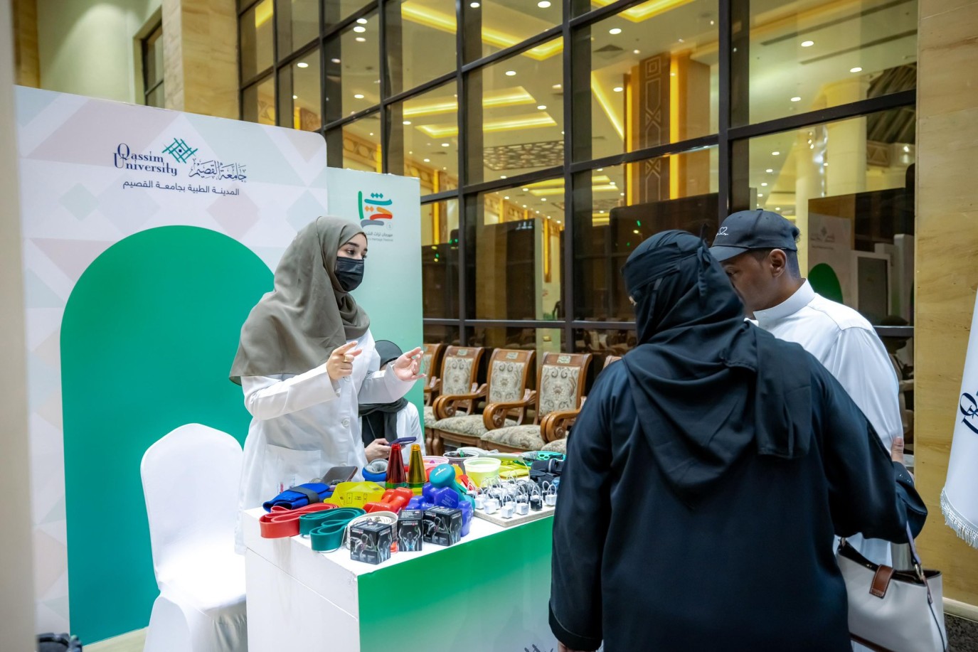 مهرجان تراث الشعوب يستقطب مشاركين من 90 دولة