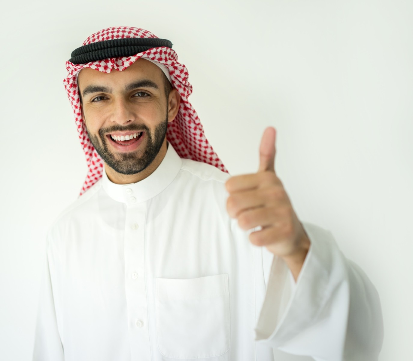 أجوبة راقية على "أبشر" تعكس حسن الخلق