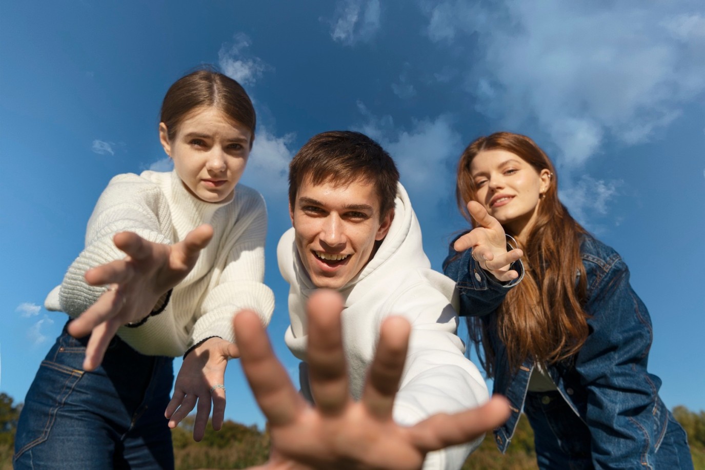 أذكى مما نتخيل! 5 أسرار عن جيل ألفا الذي يقود التريند من خلف الشاشات