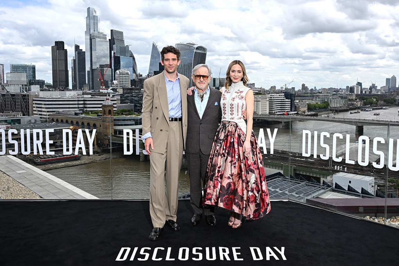 حصرياً لـ "سيدتي".. إيميلي بلانت وجوش أوكونور: Disclosure Day مع سبيلبرغ سباق يحبس الأنفاس