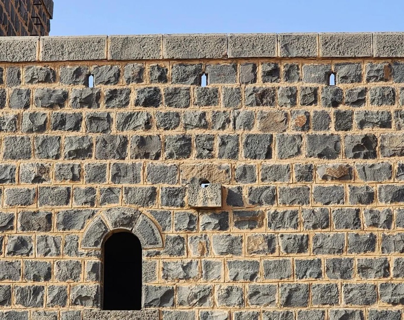بازلت الحرات.. أول صخر سعودي يُسجل حضوراً عالمياً في قائمة أحجار التراث العالمية