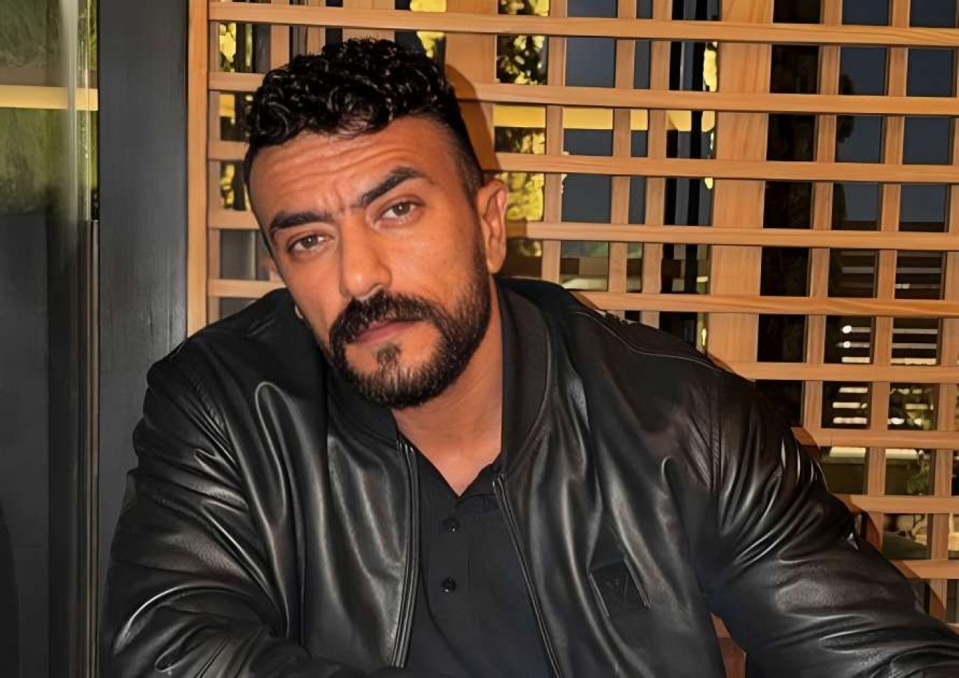 رد حاسم من أحمد العوضي حول اتهامه بـ "التقليل من المرأة"