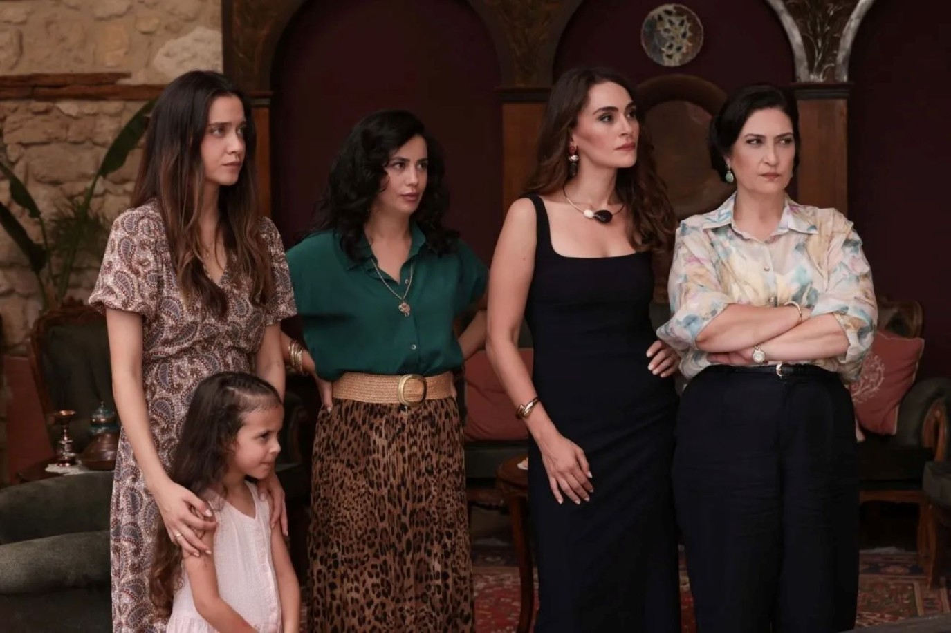 أحداث الحلقة الرابعة من مسلسل قصر المرجان Mercan Köşk.. نتيجة الحمض النووي تحسم الصراع