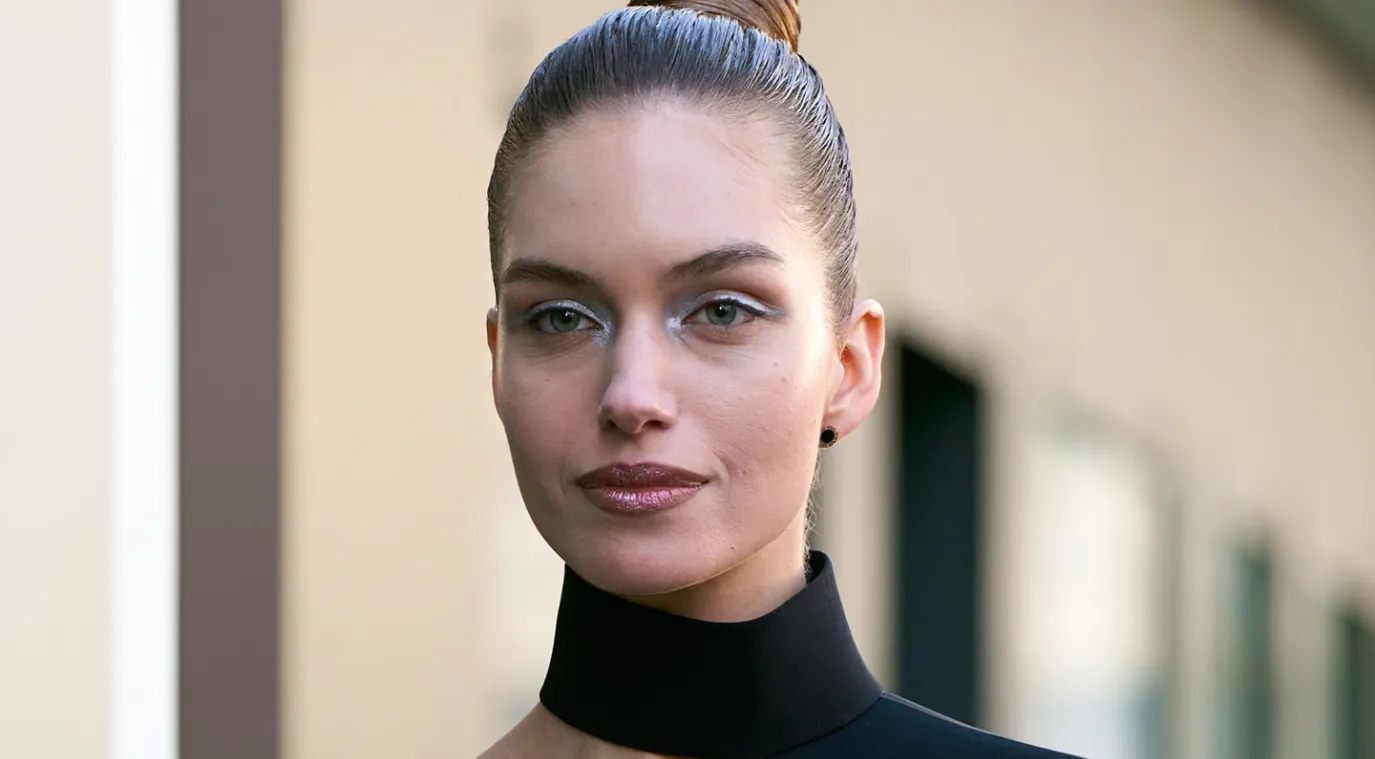 مكياج الألفية الثالثة Y3K