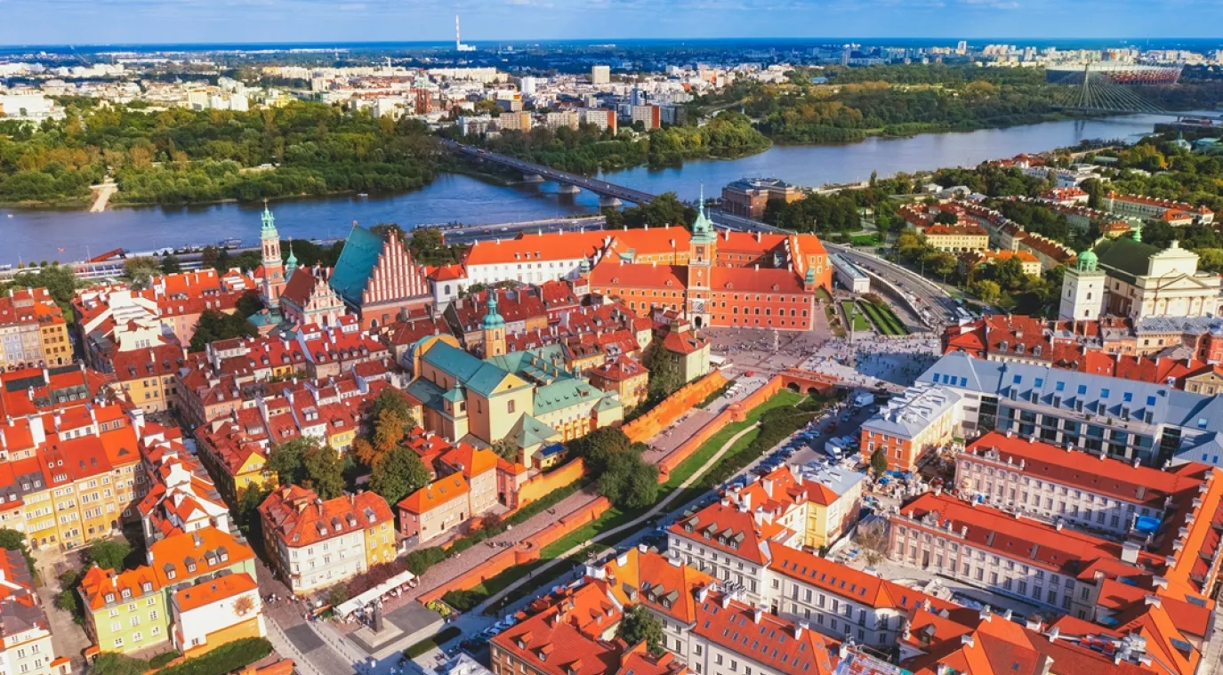 إطلالة على مدينة وارسو القديمة 