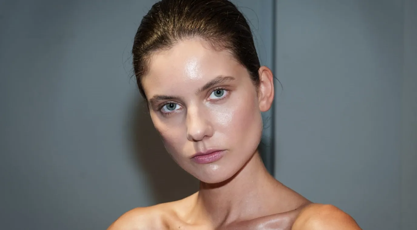 هل تحتاج بشرتك إلى راحة من المنتجات؟ متى ولماذا؟