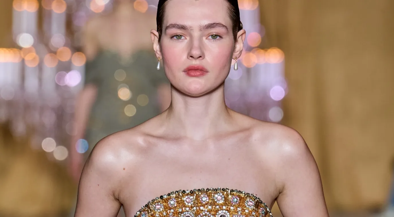 الخدود الموردة 