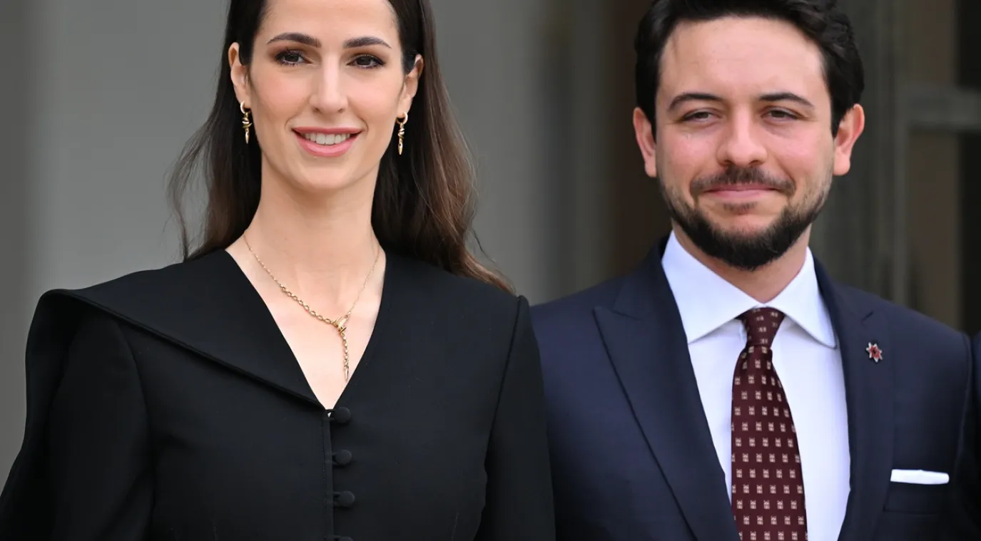  ولي عهد الأردن الأمير الحسين بن عبدالله الثاني وزوجته الأميرة رجوة الحسين (مصدر الصورة Mustafa YalcinAnadolu via Getty Images) 