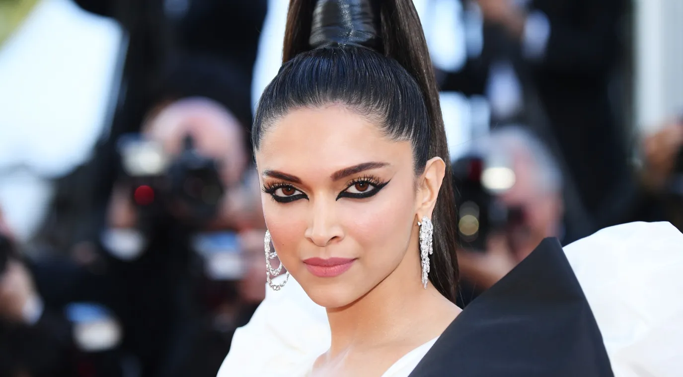 ديبيكا بادوكان Deepika Padukone في مهرجان كان السينمائي 2019 ( مصدر الصورة: Stephane Cardinale - Corbis/Corbis via Getty Images)