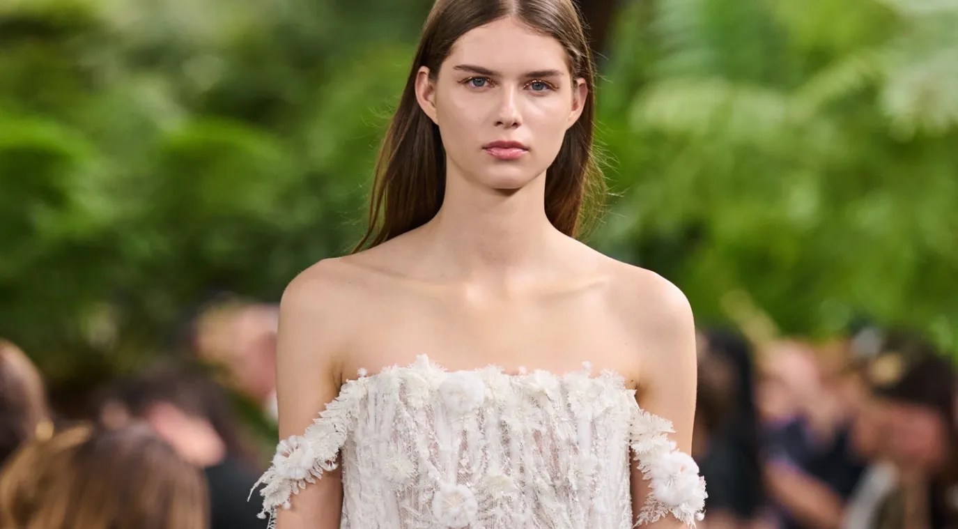 من عرض كريستيان ديور Christian Dior لخريف شتاء 2026-2027 -الصورة من LaunchmetricsSpotlight ©