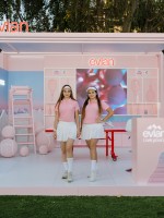 جناح إيفيان الوردي.. مساحة تفاعلية تنبض بالطاقة الإيجابية وتجمع بين متعة التنس وفلسفة الانتعاش