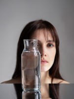 كيف تحمين نفسكِ من الجفاف ونقص السوائل؟- المصدر Image By Freepik