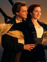 كيت وينسلت وليوناردو دي كابريو من فيلم Titanic - الصورة من قاعدة بيانات السينما IMDB