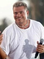 عمرو دياب- الصورة من حسابه على إنستغرام