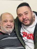 عمرو عبد العزيز برفقة الفنان ضياء الميرغني - الصورة من صفحته على فيسبوك