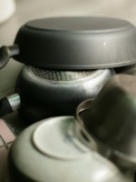 أوان مطبخية نظيفة