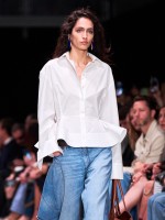 ستيلا مكارتني Stella Mccartney - الصورة من Launchmetrics/Spotlight ©