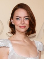 إيما ستون Emma Stone في حفل توزيع جوائز الأوسكار 2026 ( مصدر الصورة: ANGELA WEISS / AFP)
