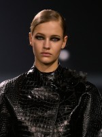  مكياج نهاري الى اطلالة مسائية ساحرة  في يوم المرأة 