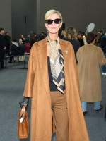 إطلالة نيكي هيلتونNicky Hilton في عرض ماكس مارا Max Mara -الصورة من Launchmetrics/Spotlight ©