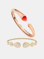 أساور مفتوحة مرصعة بالماس والأحجار الكريمة