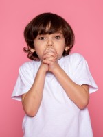 صورة لطفل خائف