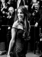 المحامية أمل علم الدين كلوني زوجة النجم جورج كلوني (مصدر الصورة: Victor Boyko/Getty Images)