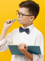 صورة تعبر عن طفل ذكي