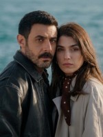 كارمن بصيبص ومحمود نصر من أحداث المسلسل - الصورة سكرين شوت من الحلقة