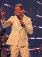 عمرو دياب- الصورة من حسابه على إنستغرام