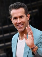 رايان رينولدز Ryan Reynolds من العرض الخاص لفيلم Deadpool & Wolverine في لندن عام 2024 - مصدر الصورة:JUSTIN  TALLIS / AFP