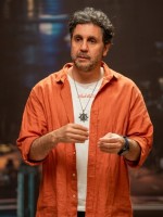 هشام ماجد من أحداث الحلقة الخامسة لمسلسل اللعبة - الصورة سكرين شوت من منصة شاهد