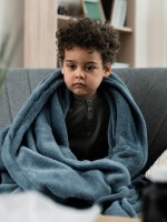 صورة لطفل مريض