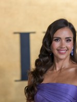 جيسيكا ألبا Jessica Alba في مهرجان البحر الأحمر في جدة. مصدر الصورة: Ammar ABD RABBO / Red Sea Film Festival / FACTSTORY