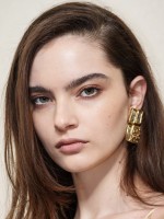 فوائد قشور التفاح للبشرة