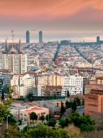 برشلونة كما تبدو وقت المغيب