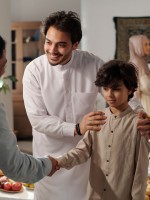 صورة زيارة الأقارب