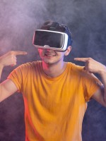  جيل ألفا والألعاب الافتراضية- مصدر الصورة magnific