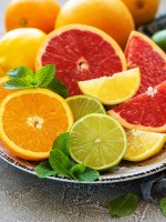 فواكه تساعد على خسارة الوزن وحرق الدهون