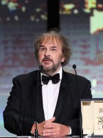 بيتر جاكسون Peter Jackson من مهرجان كان 2026 - Photo by Sameer AL-DOUMY / AFP