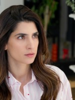 ورد تبحث عن مخرج لأزمات نجم - الصورة سكرين شوت من الحلقة 76