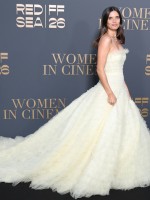 سارا سامبايو  Sara Sampaio (مصدر الصورة: Daniele Venturelli/Getty Images for Red Sea Film Foundation