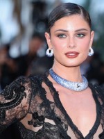تايلور هيل Taylor Hill في مهرجان كان السينمائي 2026 - مصدر الصورة Sameer AL-DOUMY / AFP